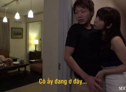 Chị Gái Bạn Thân Quyến Rũ Tôi Đến Mất Hồn